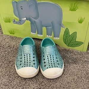 🩵 Native Kids Sparkly Glitter Teal Slip-On Shoes 🩵